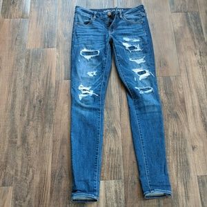 American Eagle distressed jeggings